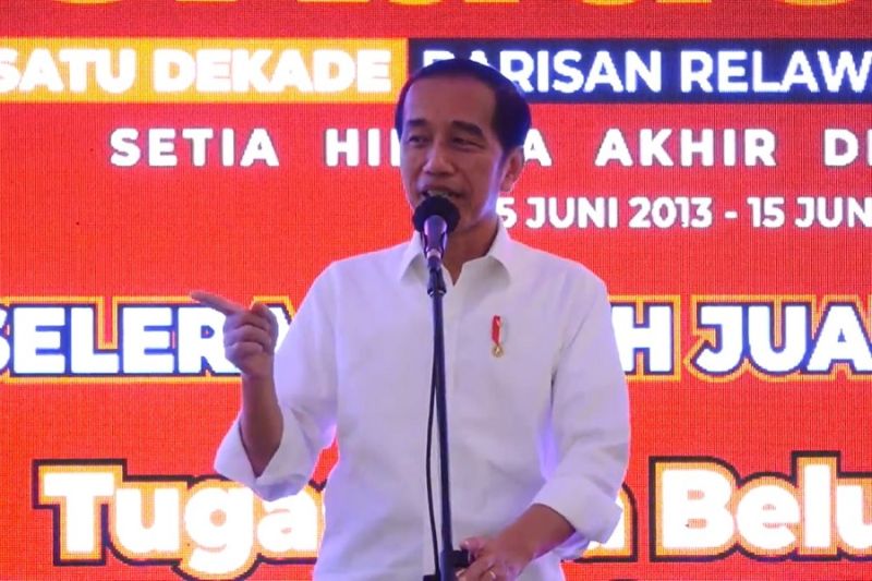 JOKOWI ENDEMI COVID 19