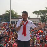 Anggota DPR RI Fraksi PDI Perjuangan Mayjen TNI (p) TB Hasanuddin saat menghadiri puncak HUT ke-533 Majalengka.