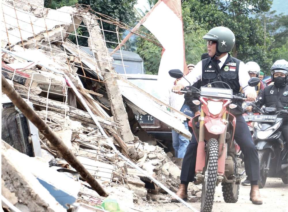 Kepala Keluarga Korban Gempa Cianjur Terima Dana Stimulan