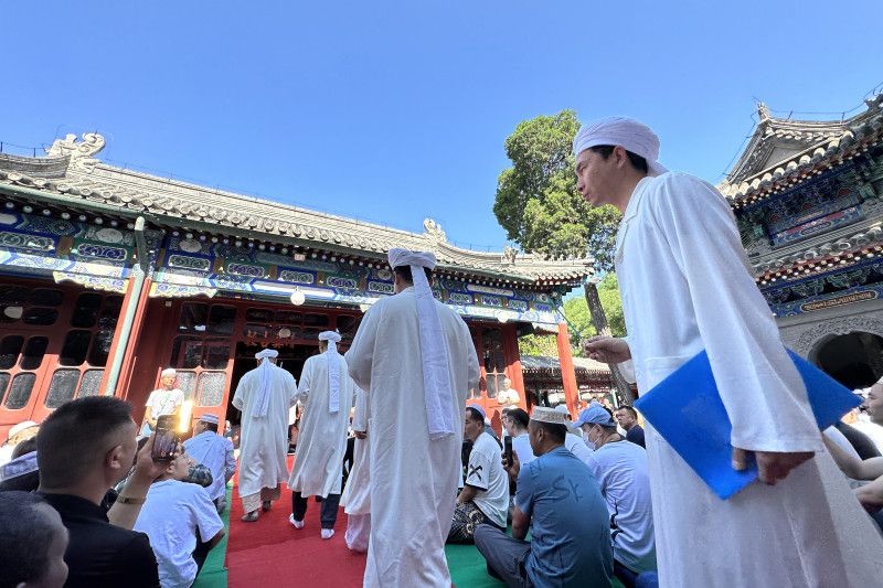 Rayakan Idul Adha di Masjid Niujie, Beijing Tanpa Hewan Kurban