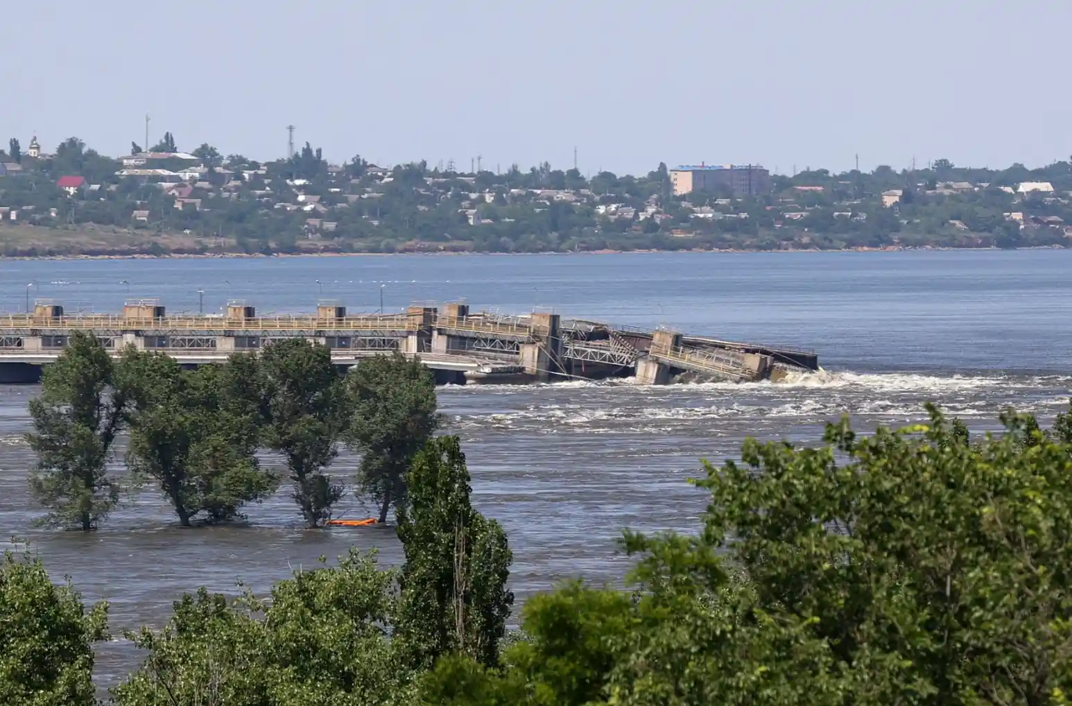 Bendungan Kakhovka Meledak, Banyak Kota Terancam Banjir