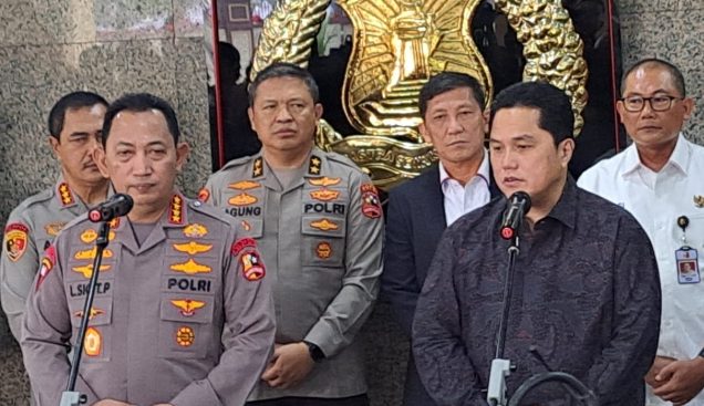 Kapolri dan Ketum PSSI, Erick Thohir tegaskan soal hukuman kecurangan seiring isu mafia bola di Liga Indonesia. PMJ News.