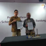 LG Electronics Indonesia Beri Dukungan Kualitas Ruang Belajar Polban Melalui LG Loves School