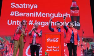Luncurkan Botol 100% rPET, Coca-Cola Dukung Kampanye "Dari Botol Jadi Botol"
