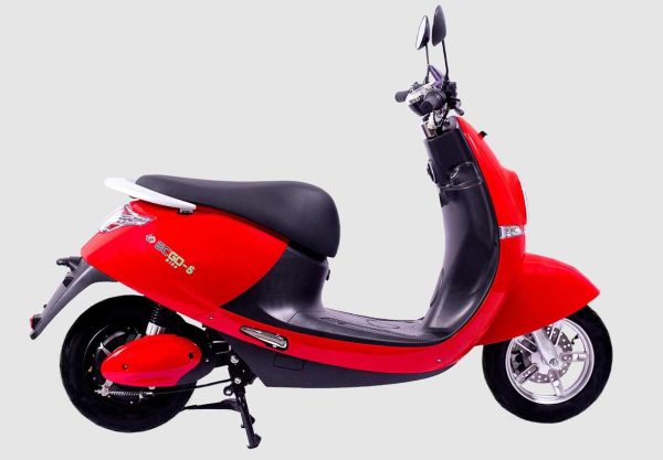 Merah Merona Motor Listrik Ecgo Harga Jutaan Desain Modis Abis