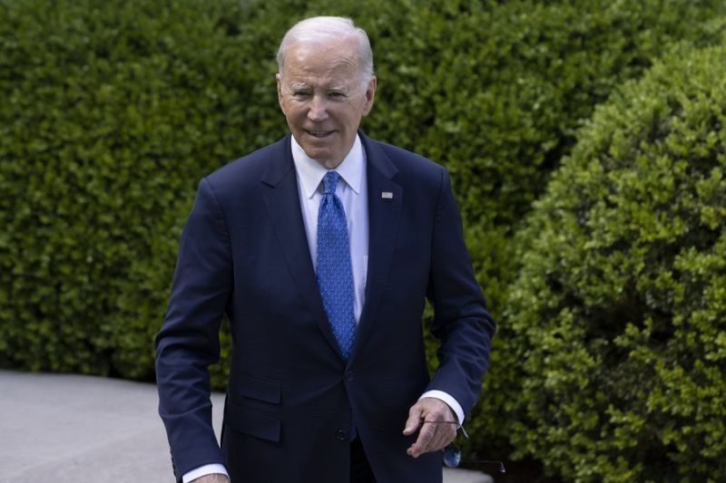 Biden Rules Out Privileges for Ukraine in NATO Membership