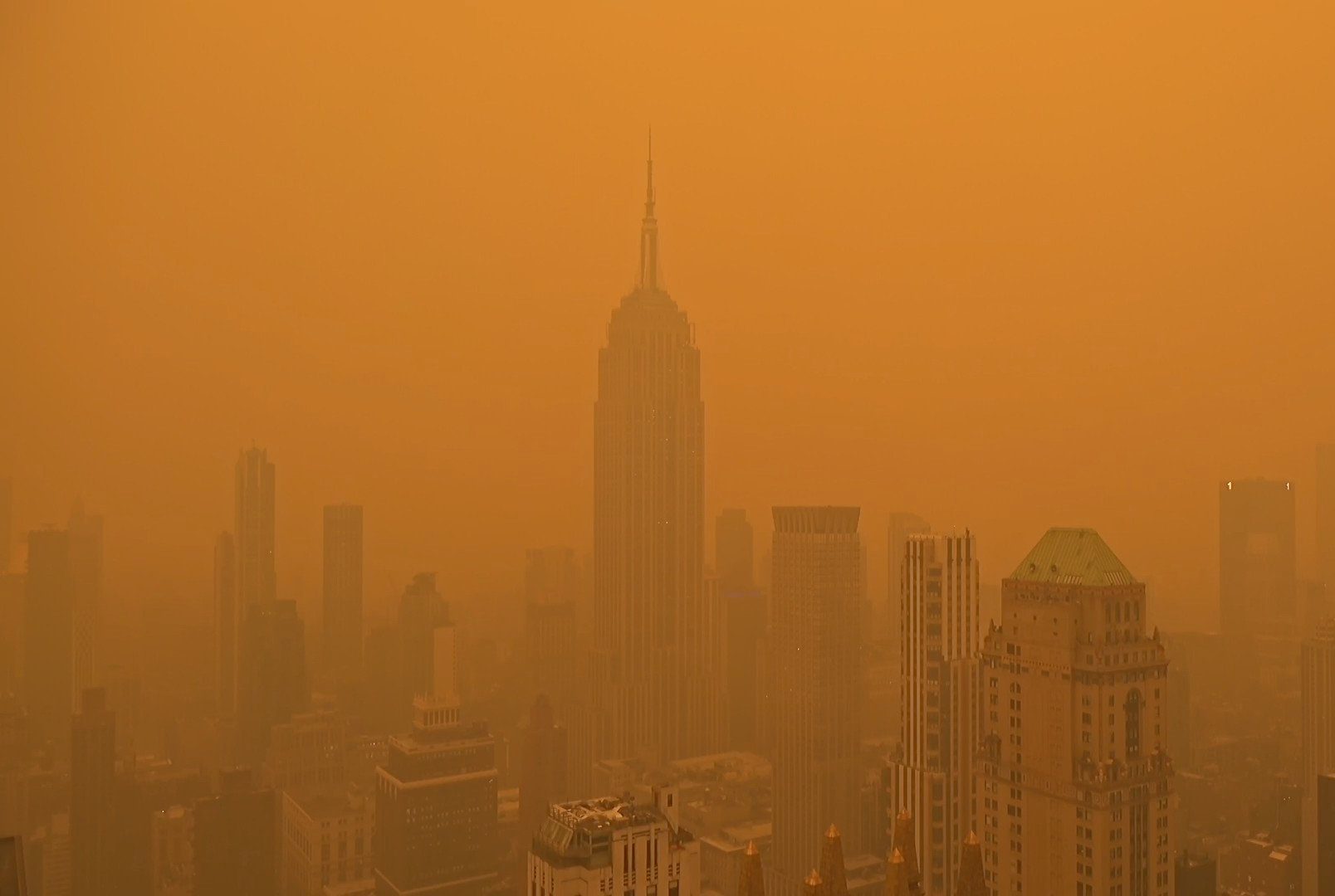 Pemandangan Kabut 'Asap' di New York Adalah Setiap Harinya Negara Ini!