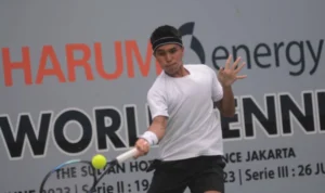 Rifqi Fitriadi Maju ke Perempat Final Harum Energy Mens World Tennis Tour 2023