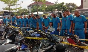 Sebanyak 901 pelaku kriminal atau tindak kejahatan di wilayah hukum Jawa Barat berhasil diringkus jajaran Kriminal Polda Jabar.