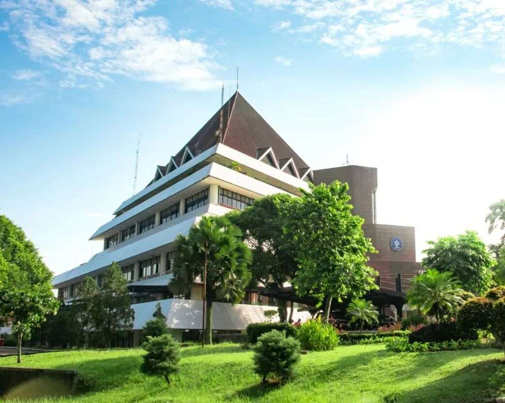 3 Perguruan Tinggi di Indonesia yang Sempat Jadi Bagian dari Perguruan Tinggi Lain/Foto: Instagram (@ipbofficial)