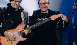 Sudah 3 Dekade Berkarier, Konser Ari Lasso di Surabaya Bikin Penggemarnya Kagum!