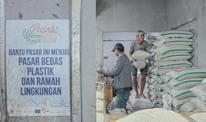 Untuk mengantisipasi fenomena El Nino yang berdampak pada kekeringan di Jawa Barat, stok beras berdasarkan pronosa 2022 mencapai 8 juta ton.