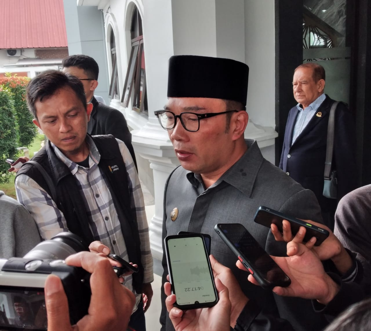 Ilustrasi: Gubernur Jawa Barat Ridwan Kamil doakan Uu sebagai pendamping Ganjar.