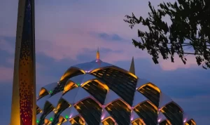 4 Rekomendasi Wisata Religi yang Ada di Bandung! (@tkj_smknp1skrj)