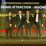 Taman Safari Indonesia saat menerima penghargaan. Foto : Dok TSI