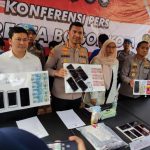 Polresta Bogor Kota tunjukkan barang bukti prostitusi online
