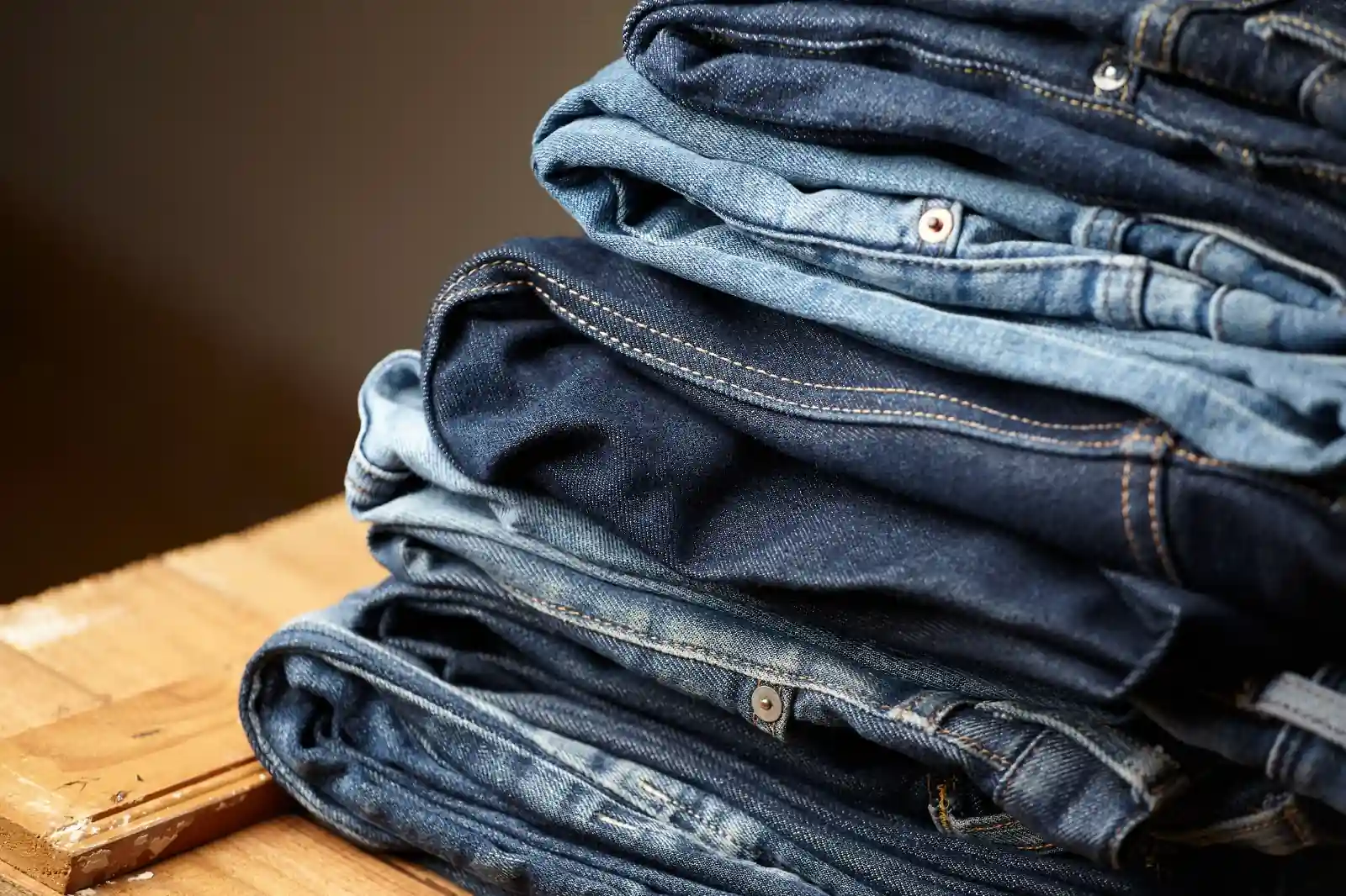 Cara Mencuci Jeans yang Bebar Agar Tidak Merusak Bahannya!