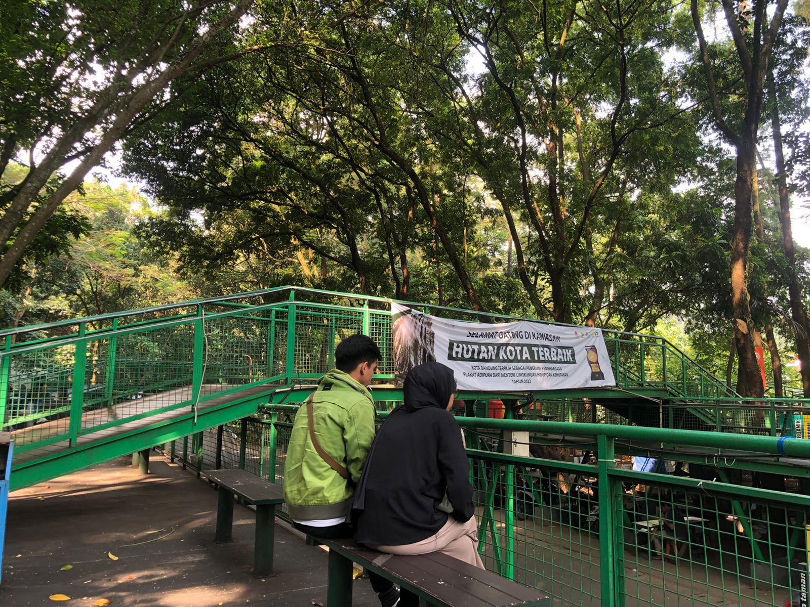Wisata Hutan Alam Babakan Siliwangi Bandung