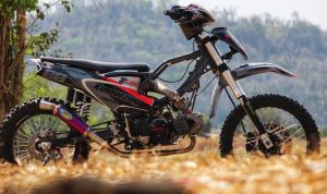 Honda Supra X Cross 125 Jadi Primadona kaum Muda Yang Ditunggu-Tunggu, Berapa Harga Pasaran di Indonesia?
