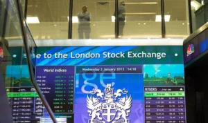 British Stocks Close Higher, FTSE 100 Index Lifts