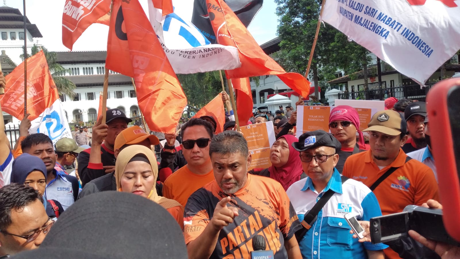 Partai Buruh Ajak Jangan Pilih Caleg Pro Omnibuslaw UU Cipta Kerja, Ancam Mogok Nasional