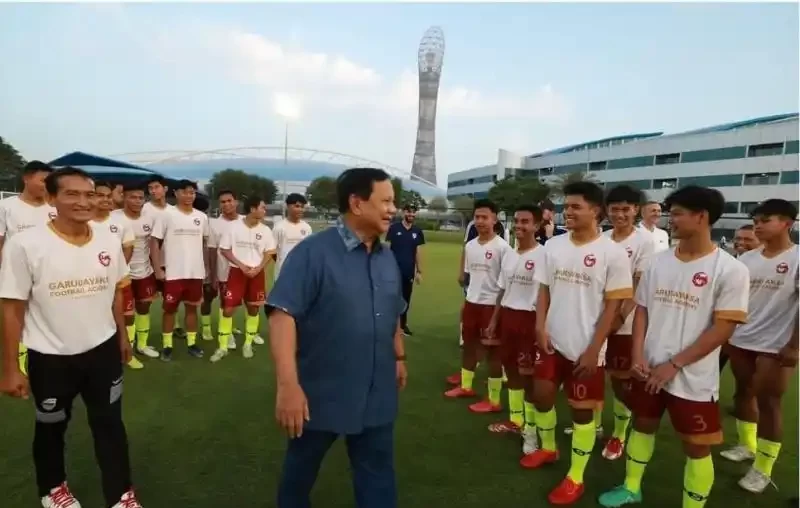 Prabowo Visits Garudayaksa-Persib Players at Aspire Academy