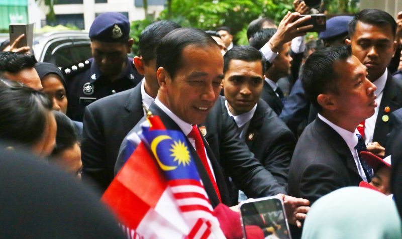 President Jokowi Scheduled to Meet PM Anwar Ibrahim and King of Malaysia