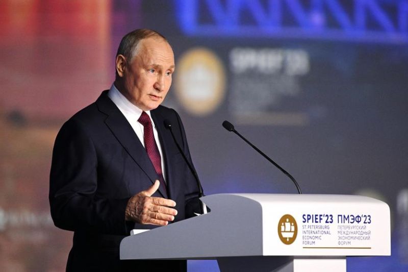 Putin Meets African Peace Delegation to Discuss Russia-Ukraine War