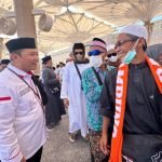 Kadaker Madinah Sends Prayers to Pilgrims Who Entered Raudah
