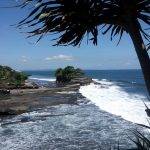 BMKG: Beware of four-meter High Waves in Bali Waters