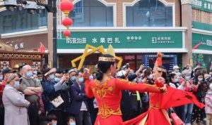 Beijing Allows 20 Japanese Tourists to Visit Xinjiang