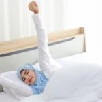 Ilutrasi banun tidur sebelum subuh yang akan memberikan banyak manfaat untuk umat manusia. (freepik)