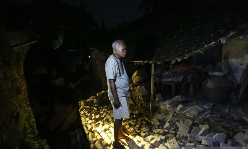 Ilustrasi. BNPB melaporkan data rumah yang rusak akibat gempa magnitudo 6,4 di Bantul, DIY. Salah satunya yakni Kabupaten Pacitan, Jawa Timur. ANTARA/Hendra Nurdiyansyah.