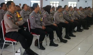 Bhabinkamtibmas Polres Sukabumi Kota saat melakukan pelatihan penanganan ODGJ, Sumber: Istimewa. (Istimewa)