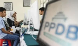 Ilustrasi. Pakar pendidikan UPI (Universitas Pendidikan Indonesia), Cecep Darmawan menyoroti terkait tindakan dugaan kecurangan PPDB terhadap 89 siswa. ANTARA/M Agung Rajasa.