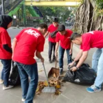Dorong Kepedulian Lingkungan, ACE Gelar Aksi Kebersihan di Jalan Merdeka di Kota Bandung