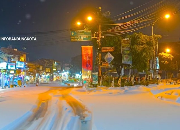 Foto Turun Salju di Bandung Viral / Instagram @infobandungkota