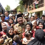 Gubernur Sumatera Selatan Berikan Bantuan Beasiswa untuk Rega!