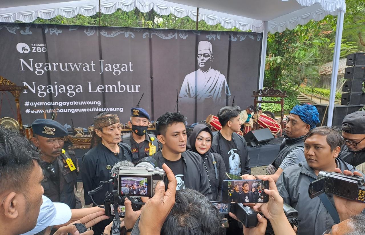 Ketua Yayasan Margasatwa Tamansari Kota Bandung, Bisma Bratakusuma pada peringatan haul pendiri Kebun Binatang Bandung, Sabtu (15/7).
