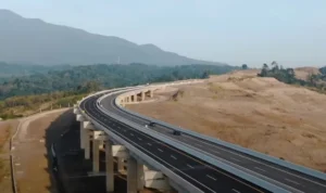 Jalan Tol Cisumdawu Resmi Fungsional, Gerbang Tol Paseh Masih Belum Bisa Diakses/ Tangkap Layar YouTube Sekretariat Presiden