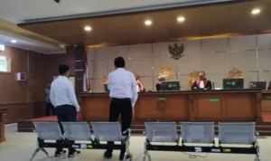 Ketua DPRD Kota Bandung Tedy Rusmawan mengaku tidak tahu soal fee proyek dari kasus suap Wali Kota Bandung nonaktif Yana Mulyana. ANTARA/Bagus Ahmad Rizaldi.