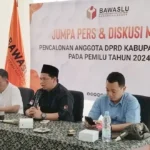 Koordinator Divisi Pencegahan Bawaslu Kabupaten Bogor Burhanuddin mengungkap bahwa 21 bakal Caleg terindikasi kecurangan. ANTARA/M Fikri Setiawan.