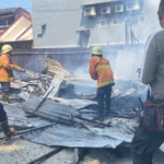 Lokasi kebakaran di area pembangunan Gedung BRI Kencana Gunung Jati, Kota Cirebon. (Jabar Ekspres/Ayu Lestari)