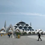 Mantan Pengelola Parkir Masjid Al Jabbar Harap Dimediasi Langsung oleh Gubernur Ridwan Kamil