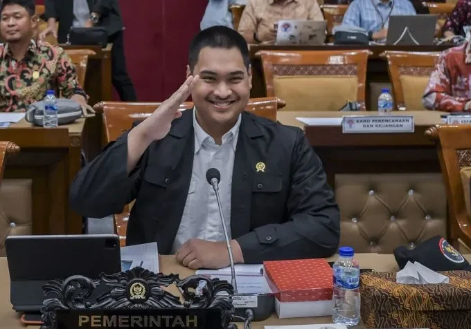 Menpora Dito Ariotedjo klarifikasi soal kasus dugaan korupsi BTS Kominfo ydan singgung beban moral jadi Menteri muda kabinet Presiden Jokowi. ANTARA/Galih Pradipta.