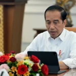 Presiden Jokowi mengimbau seluruh masyarakat untuk jangan ada ujaran kebencian di media sosial menjelang Pemilu 2024. Setkab.go.id
