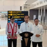 Presiden Jokowi ungkap alasan mengapa pembangunan Tol Cisumdawu dan Bandara Kertajati tak rampung bersamaan. ANTARA/Gilang Galiartha.