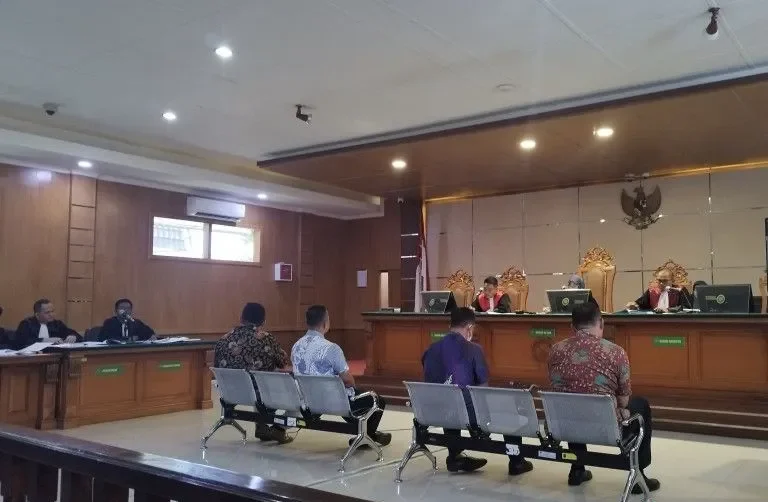 Saksi sidang dugaan korupsi Wali Kota Bandung nonaktif Yana Mulyana ungkap aliran fee proyek ke DPRD Kota Bandung. ANTARA/Bagus Ahmad Rizaldi.