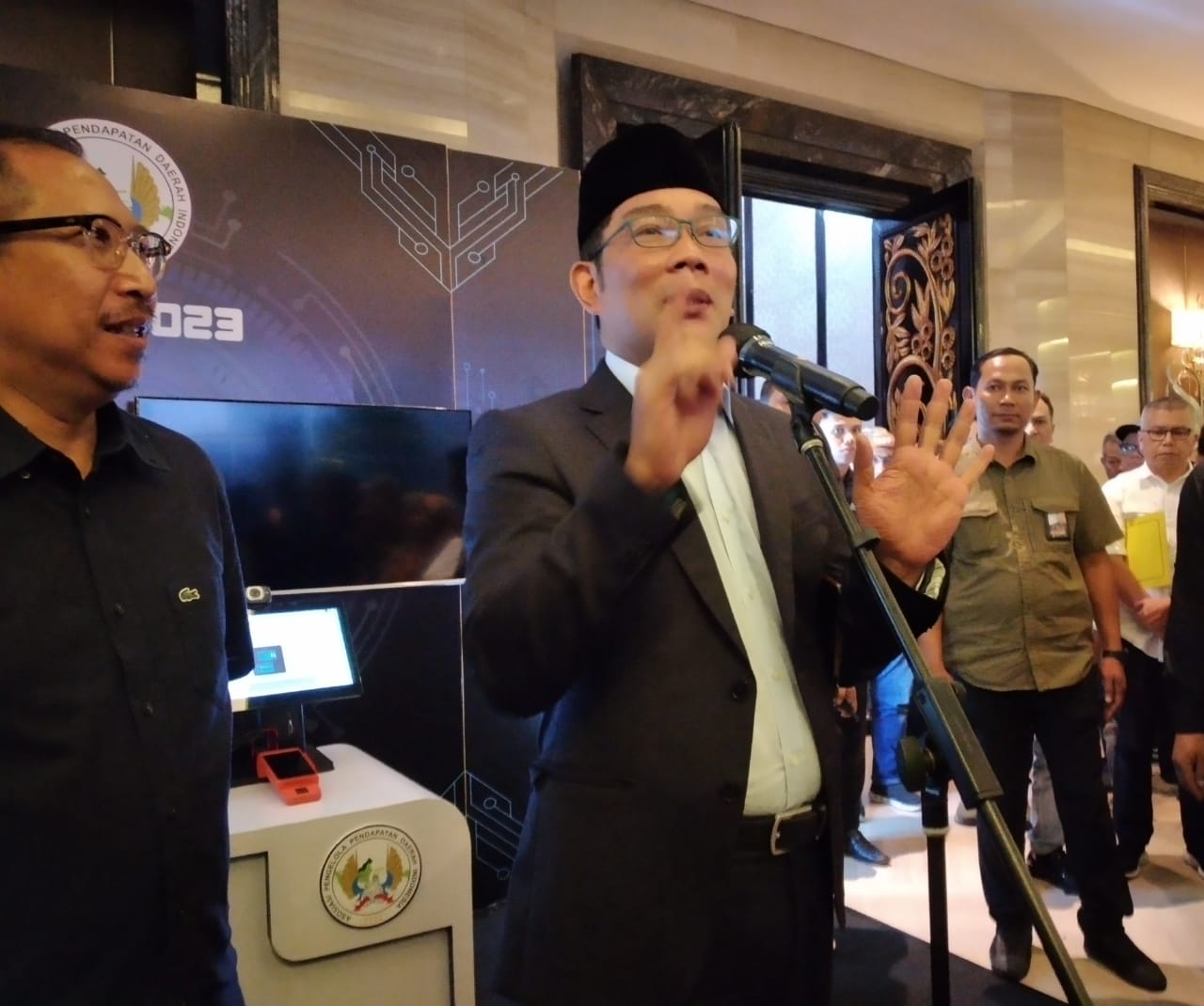 Ridwan Kamil, Gubernur Jawa Barat dan Mantan Wali Kota Bandung