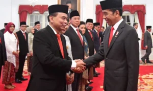 KILAS KEMARIN: Perilisan Daftar Menteri Terbaru, Peringkusan Geng Motor di Sukabumi Hingga Pencopotan Kapten MU